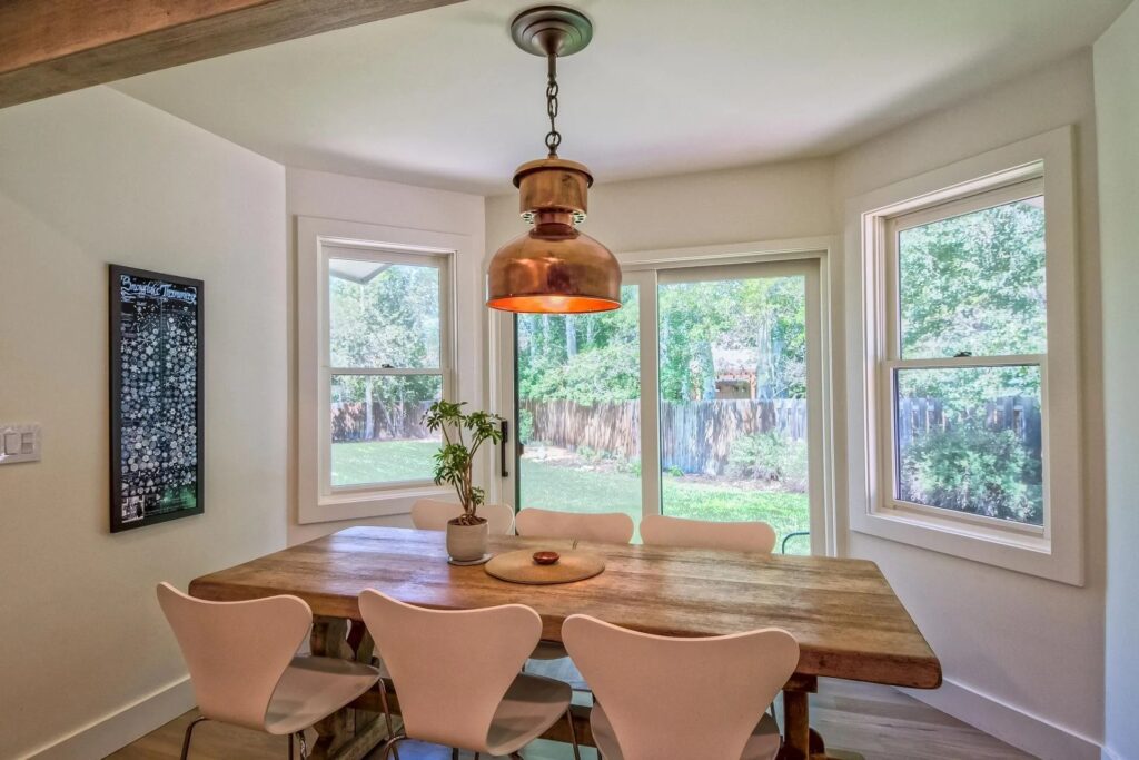 Silver Springs kitchen table