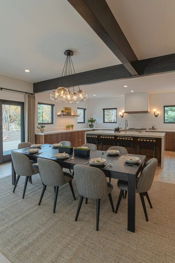 Ranch Place dining table