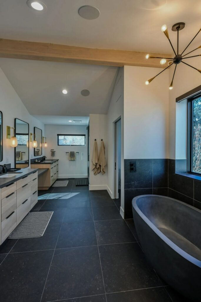 Silver Springs 2023 master bathroom