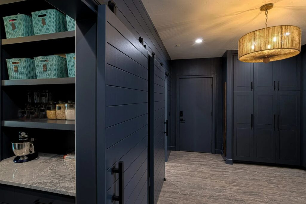 Park Meadows wash and utility room