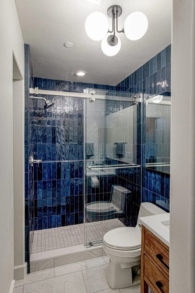 Park Meadows full bathroom
